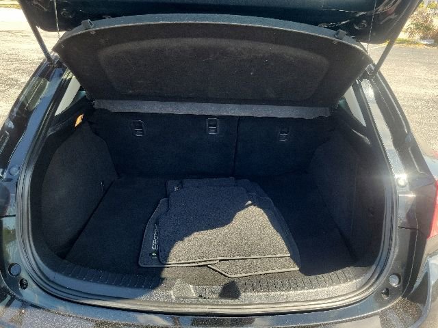 Used 2014 MAZDA MAZDA3 i Touring w/ Technology Package FWD image 7