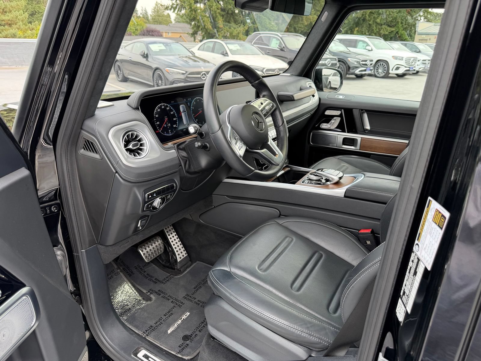 Used 2024 Mercedes-Benz G 550 image 12
