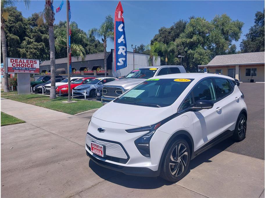 Used 2023 Chevrolet Bolt LT w/ Infotainment Package