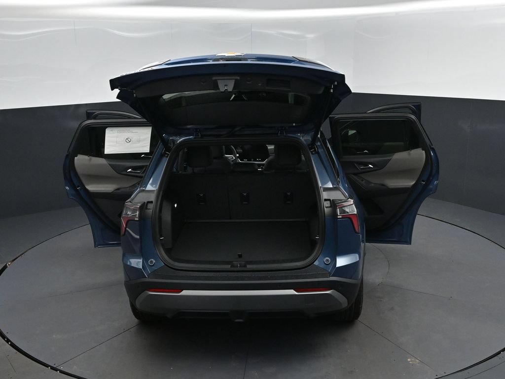 New 2027 Chevrolet Equinox LT w/ Convenience Package II FWD image 48