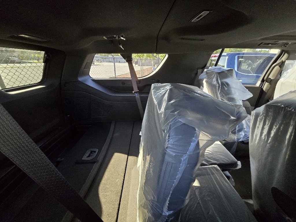 New 2026 Chevrolet Suburban Z71 w/ Comfort Package image 7