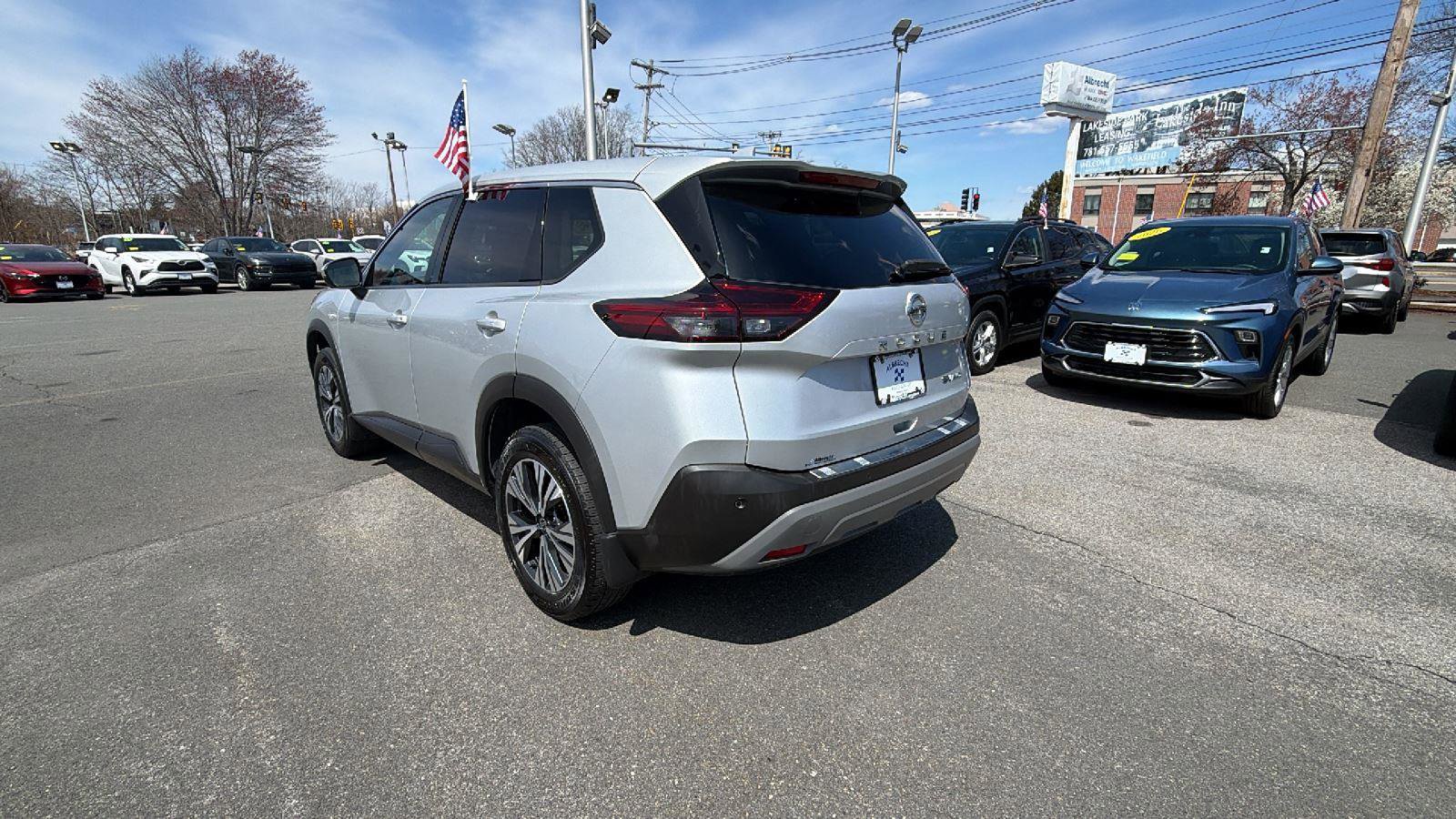 Used 2021 Nissan Rogue SV AWD/4WD image 5