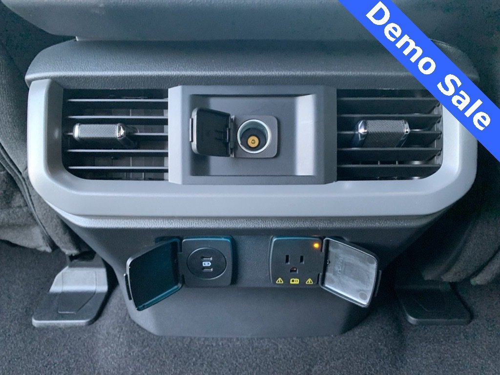New 2024 Ford F150 XLT w/ Equipment Group 303A High image 28
