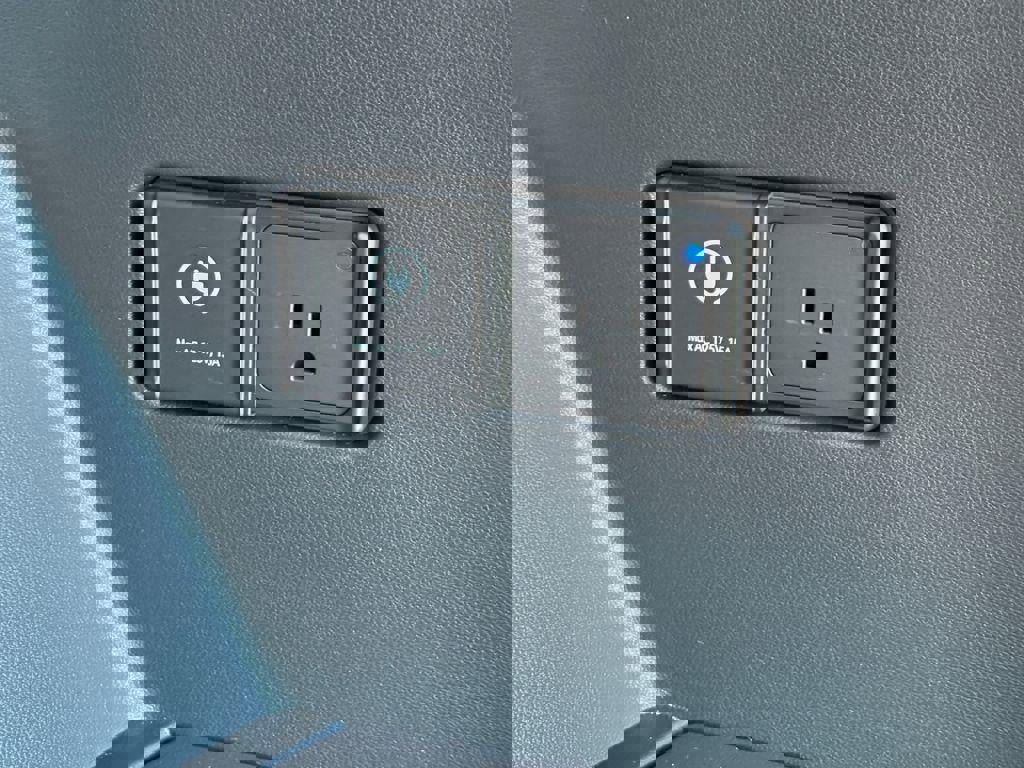 New 2026 Hyundai Ioniq 9 Limited w/ Tow & Go Package image 41