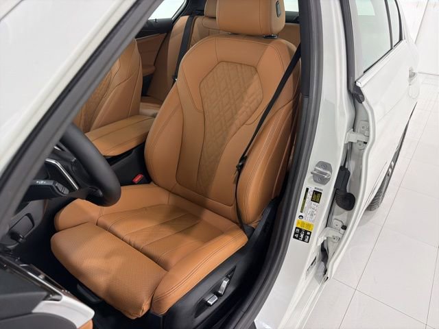 Certified 2023 BMW 530i xDrive w/ Premium Package AWD/4WD image 13
