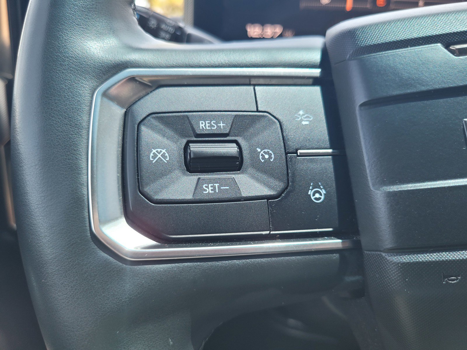 Used 2025 GMC Hummer EV 3X w/ LPO, Illumination Package AWD/4WD image 25