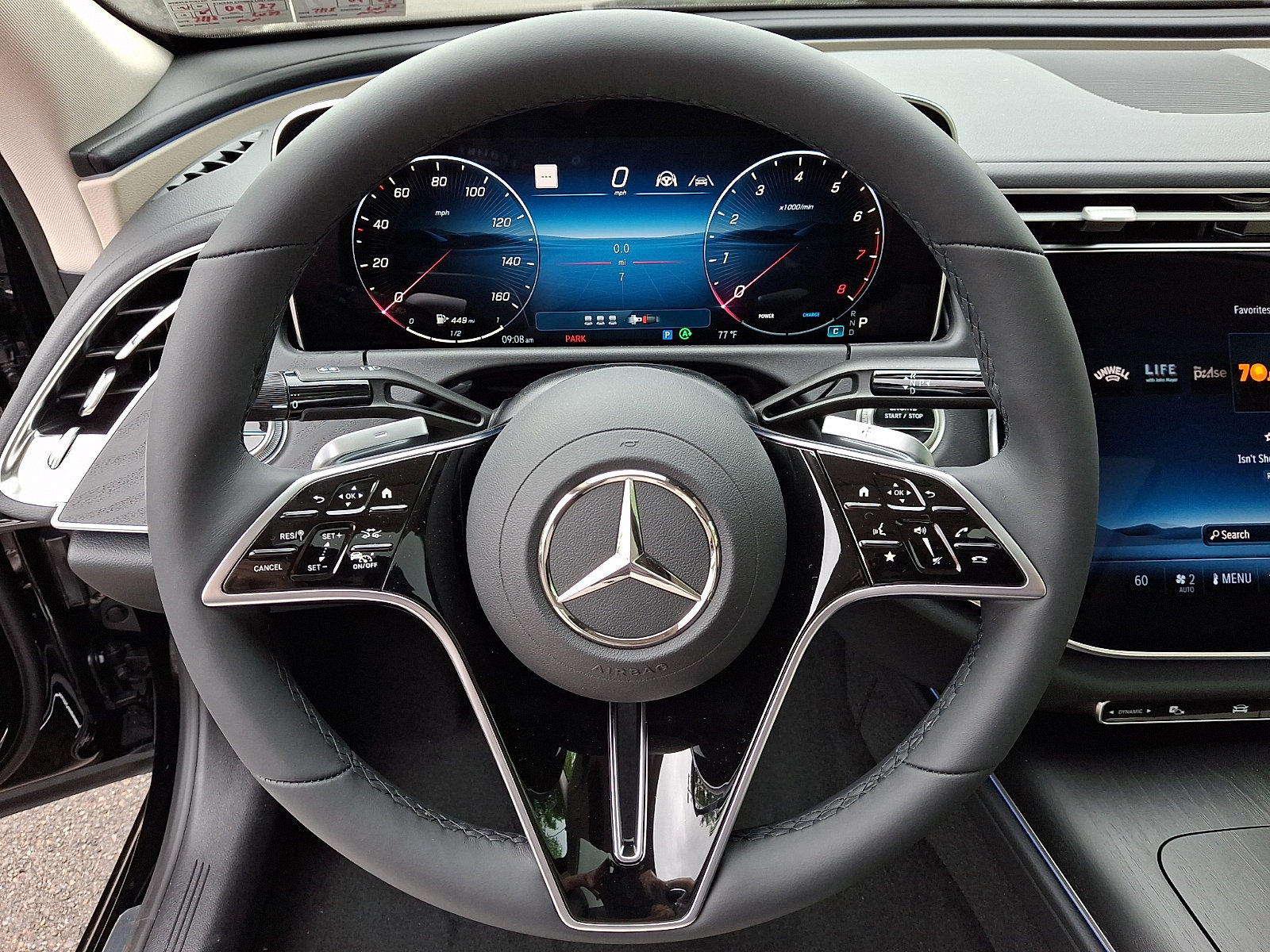 New 2026 Mercedes-Benz E 350 4MATIC Sedan image 17