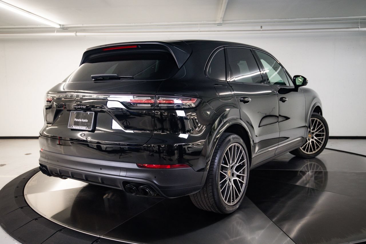 Certified 2023 Porsche Cayenne Platinum Edition AWD/4WD image 7