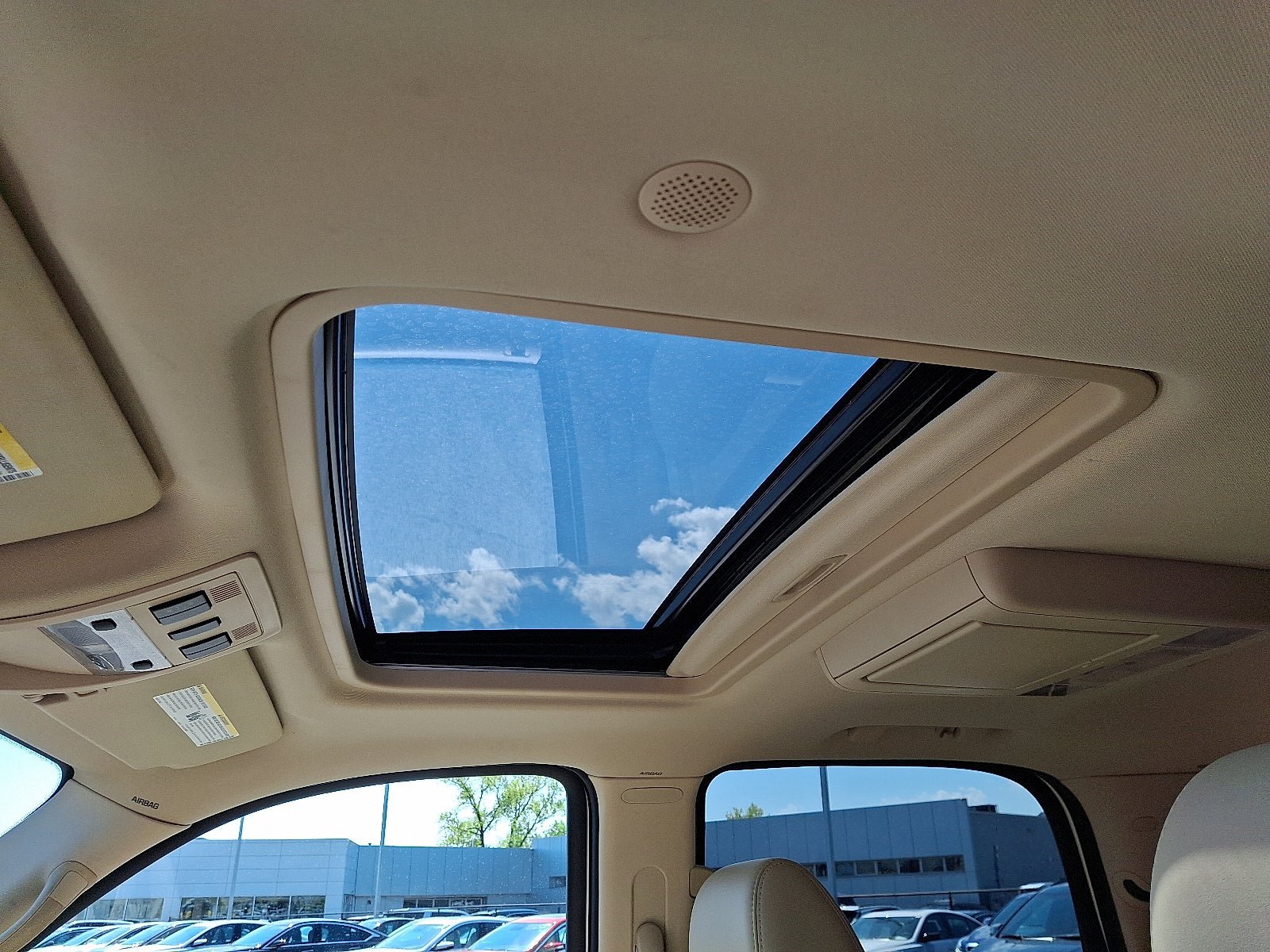 Used 2007 Cadillac Escalade AWD w/ Information Package image 16