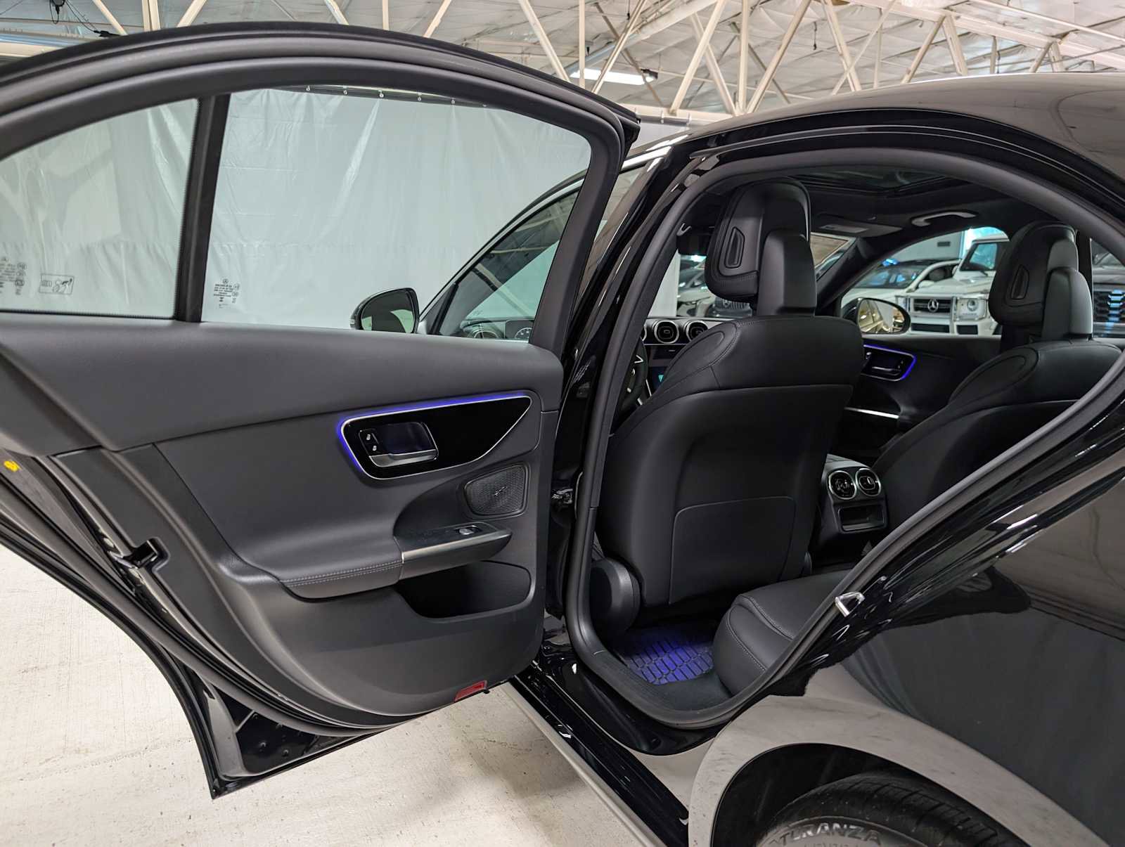 Used 2025 Mercedes-Benz C 300 4MATIC Sedan image 20