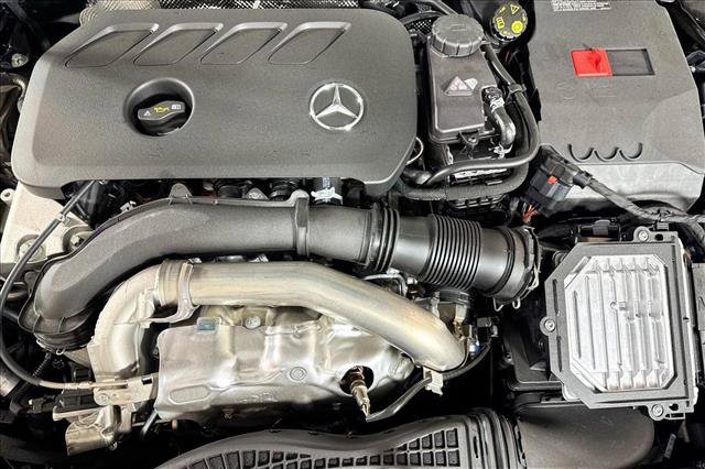 New 2026 Mercedes-Benz GLB 250 image 28