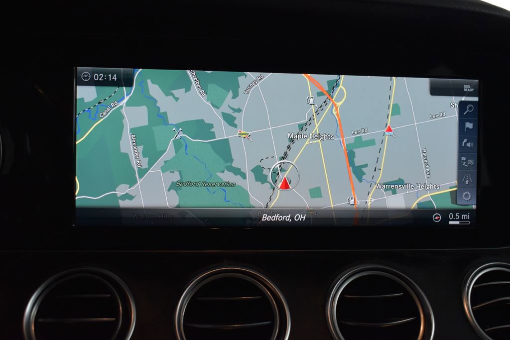 Certified 2018 Mercedes-Benz E 300 4MATIC image 9