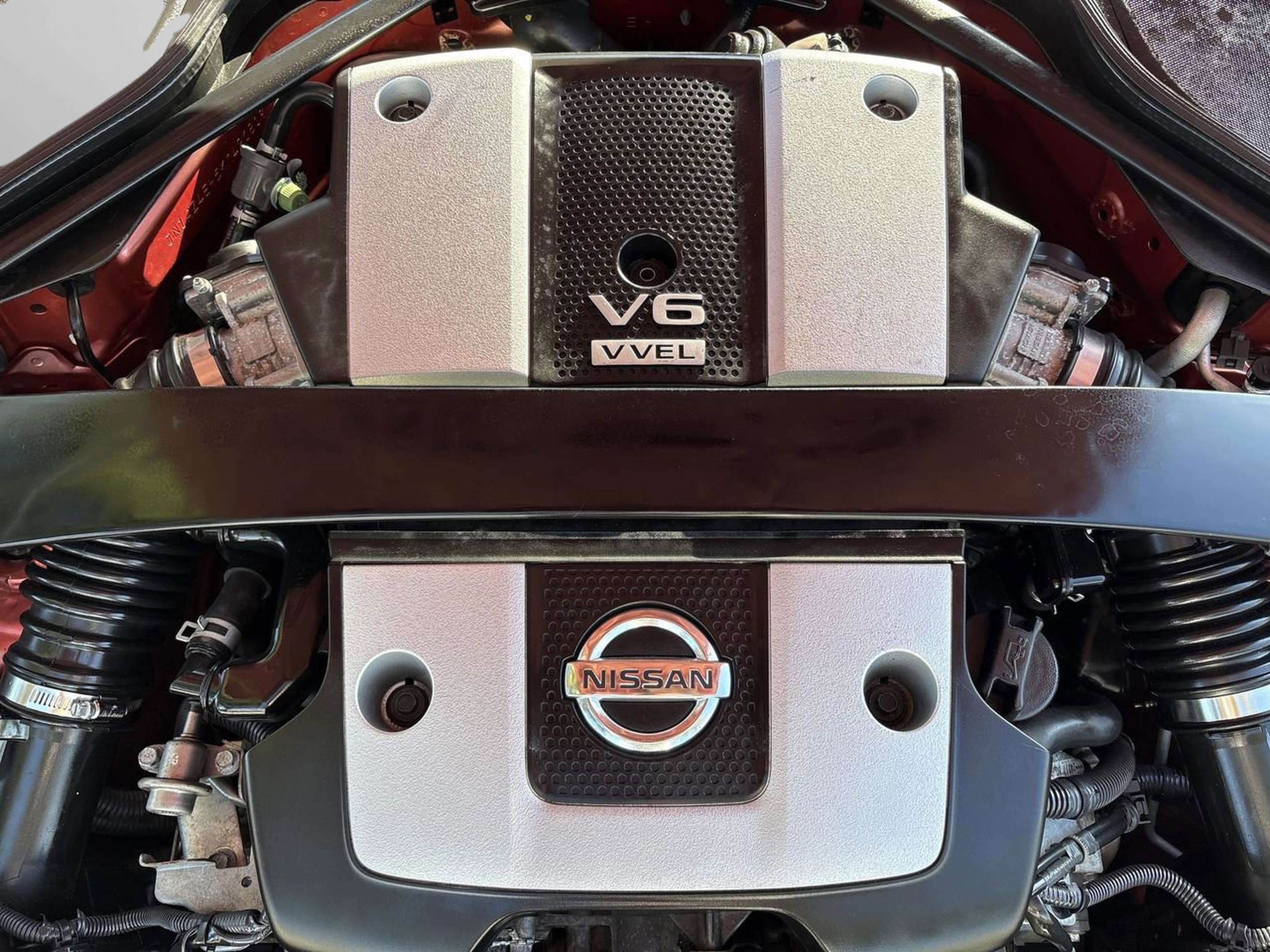 Used 2019 Nissan 370Z Touring Sport image 18