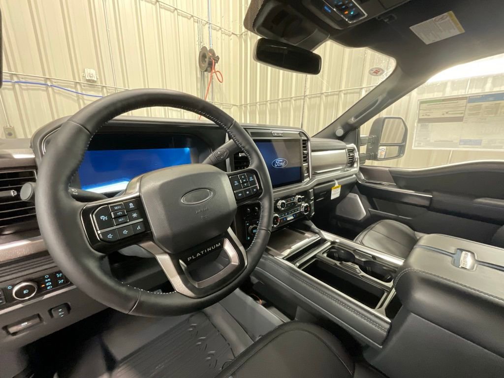 New 2026 Ford F250 Platinum w/ FX4 Off-Road Package image 14