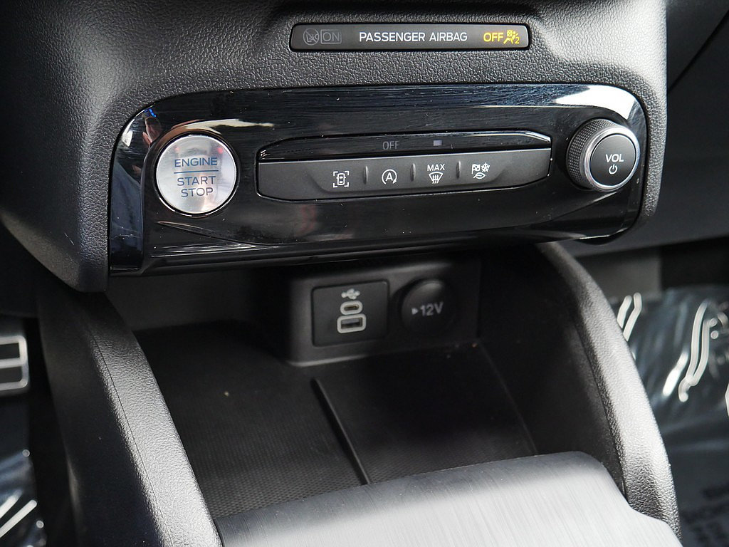 Used 2024 Ford Escape ST-Line w/ Tech Pack #1 AWD/4WD image 45