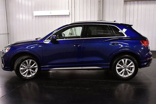 Used 2025 Audi Q3 2.0T Premium image 4