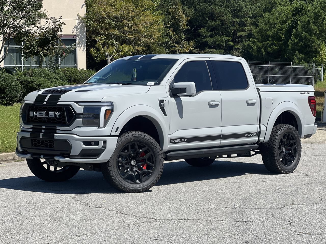 New 2026 Ford F150 Lariat w/ Equipment Group 501A Mid
