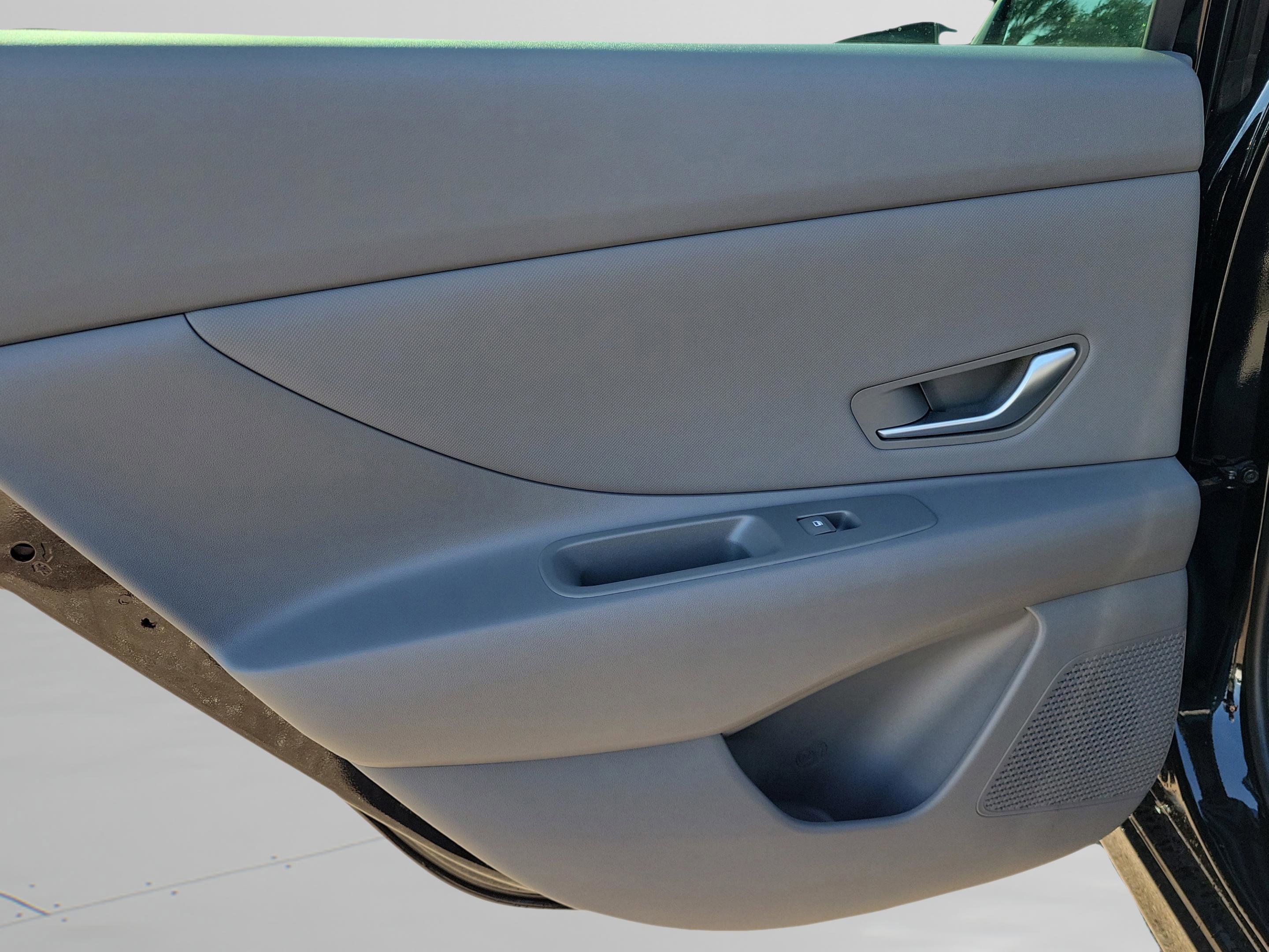 New 2026 Hyundai Elantra SEL Sport image 27