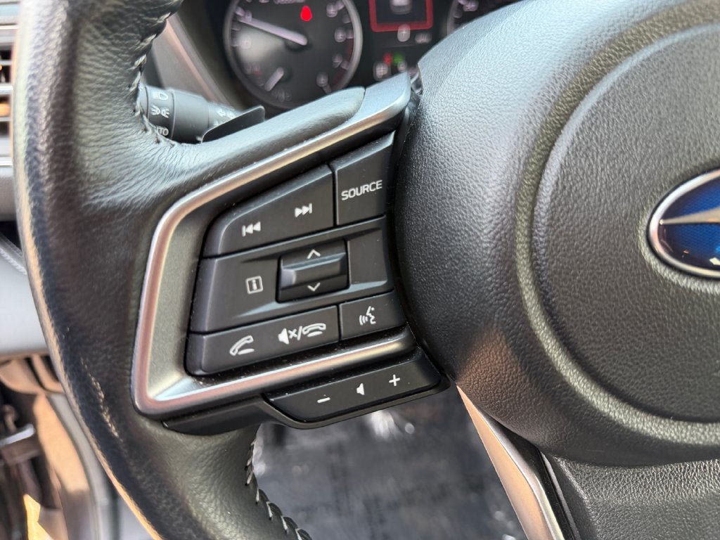 Used 2023 Subaru Ascent Limited w/ Technology Package AWD/4WD image 16