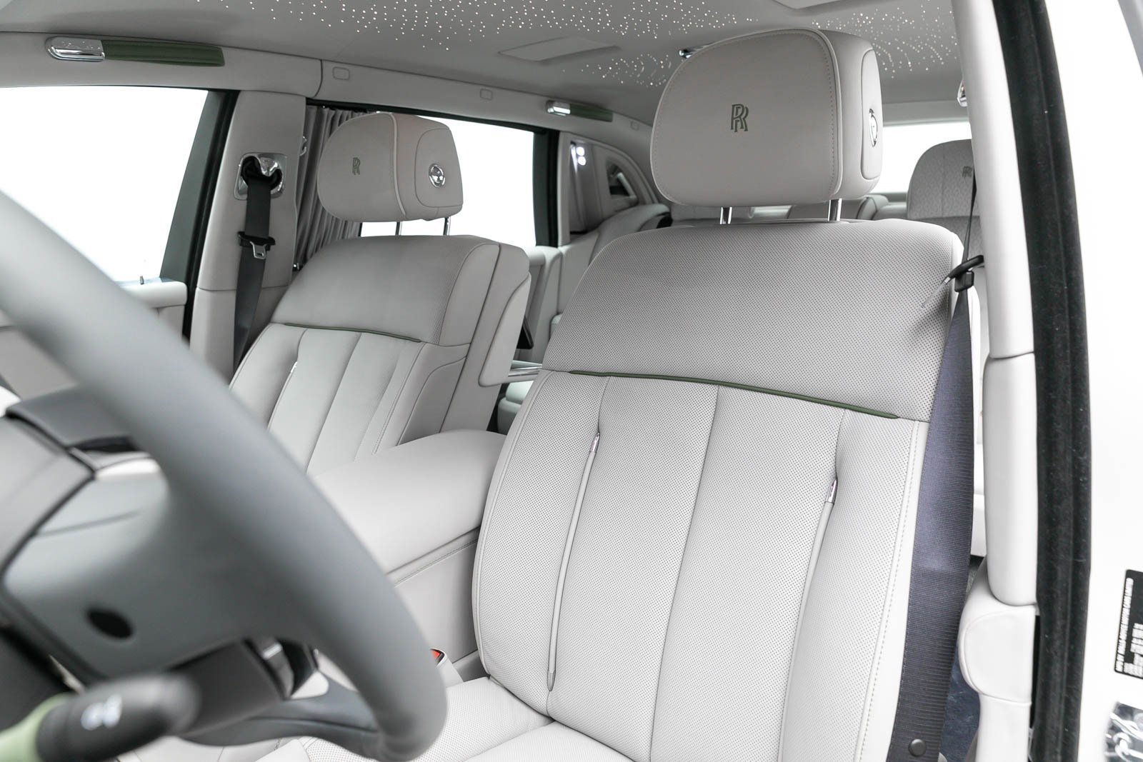 Used 2024 Rolls-Royce Phantom Extended Wheelbase w/ Leather Finishing Pack image 50