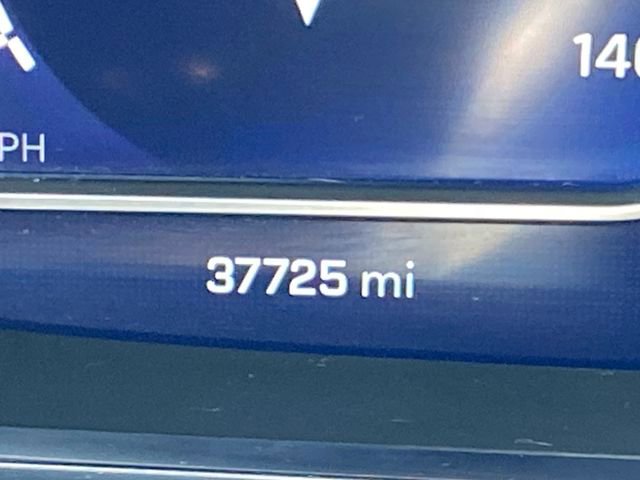 Used 2024 Chevrolet Tahoe Z71 w/ Luxury Package image 26