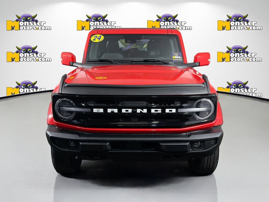 Used 2024 Ford Bronco Outer Banks image 2