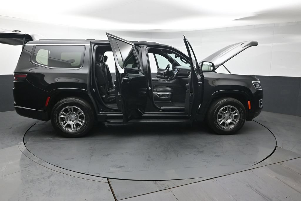Used 2023 Jeep Wagoneer 4WD w/ Convenience Group I image 53