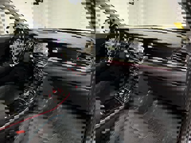 Used 2021 Kia Niro EX Premium image 30