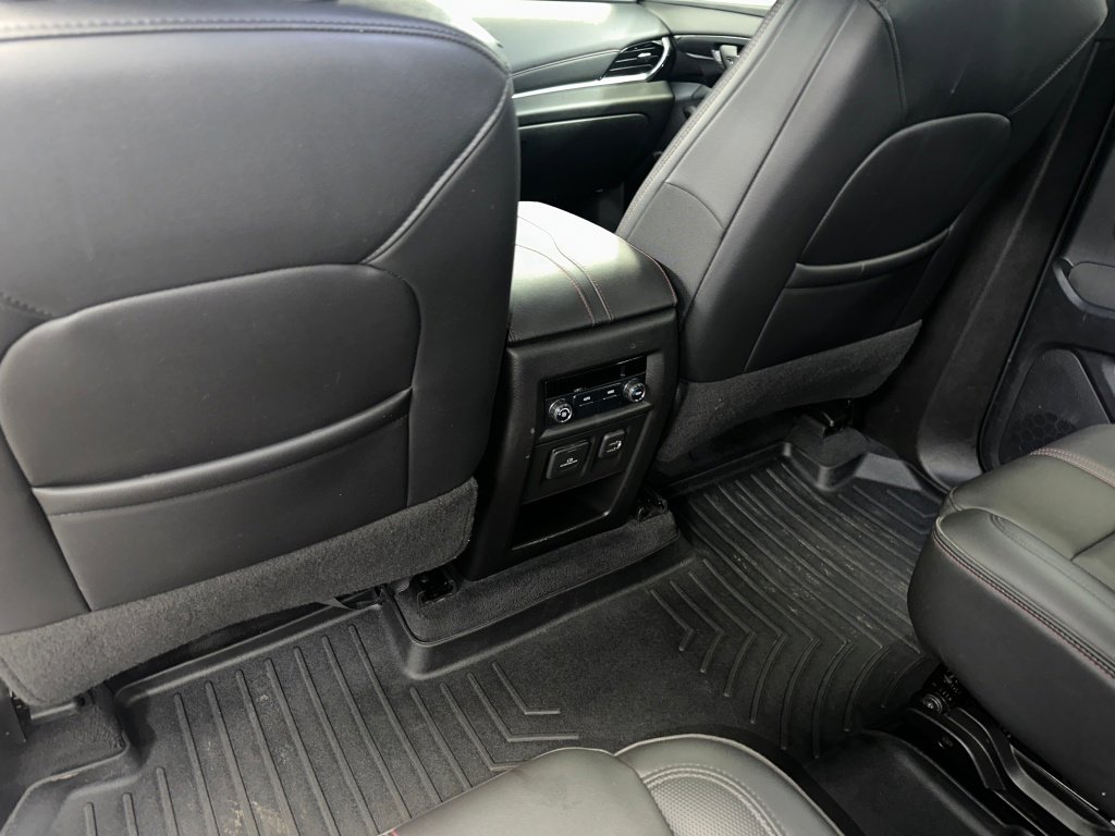 Certified 2022 Chevrolet Traverse RS image 22