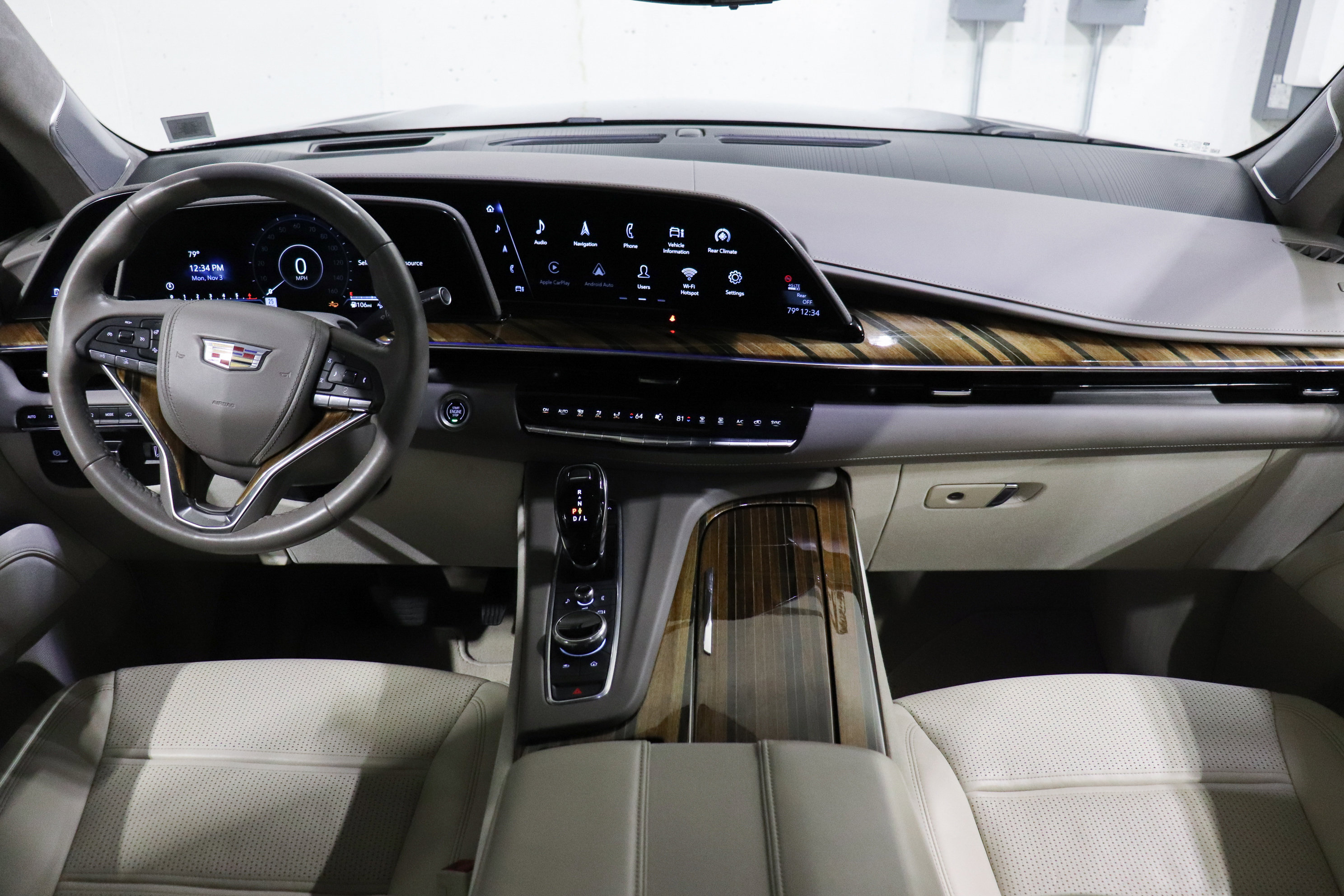 Used 2022 Cadillac Escalade ESV Sport Platinum image 32