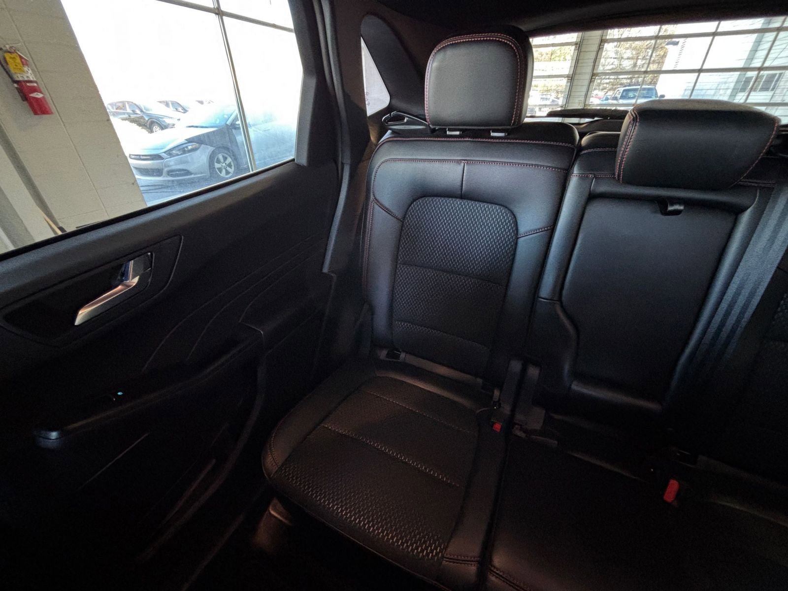 Used 2025 Ford Escape ST-Line image 39