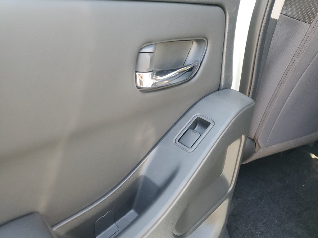 New 2026 Nissan Frontier SV w/ SV Convenience Package RWD image 9