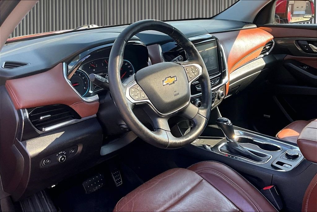 Used 2018 Chevrolet Traverse High Country w/ LPO, Floor Liner Package AWD/4WD image 15