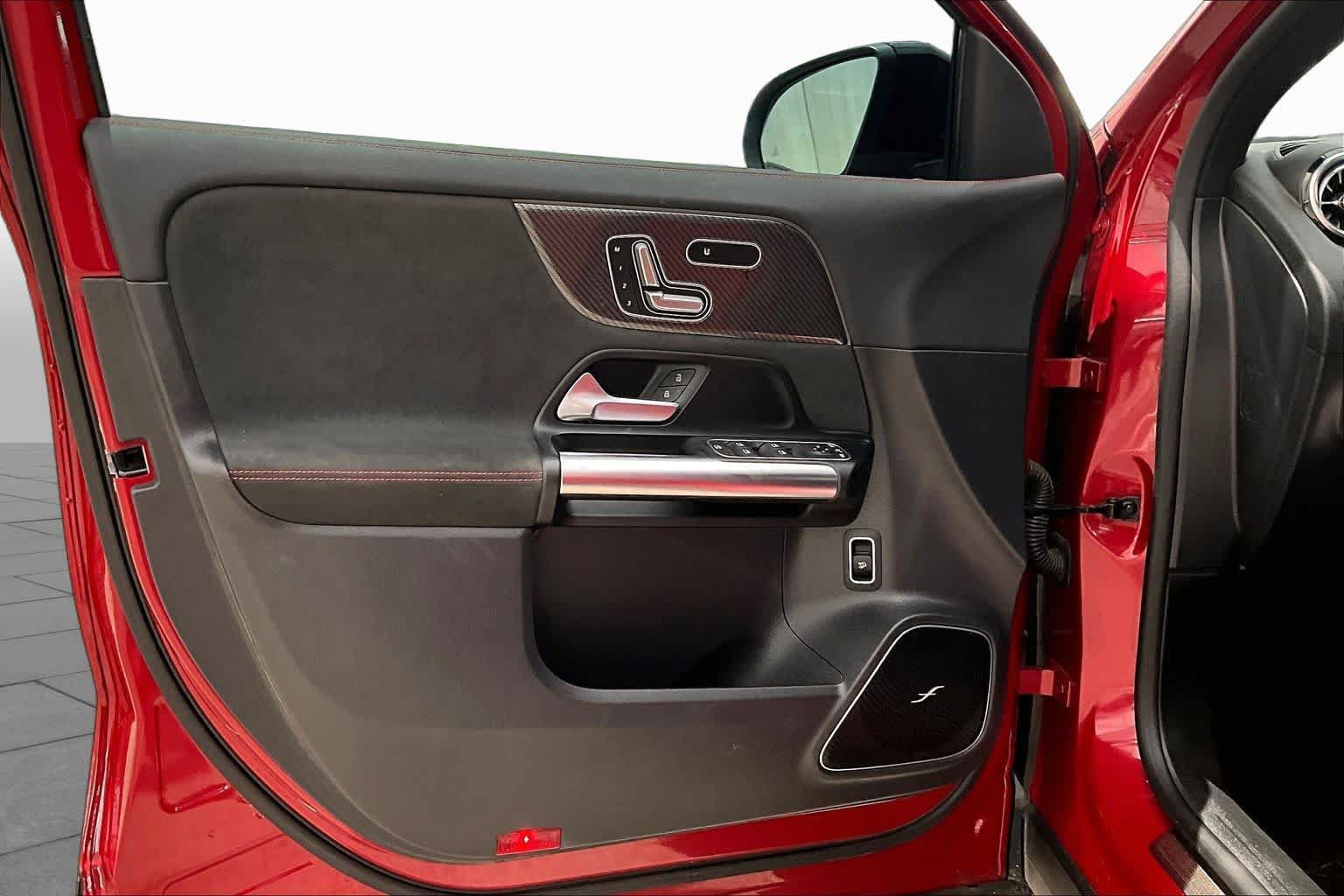 Certified 2021 Mercedes-Benz GLA 250 image 22