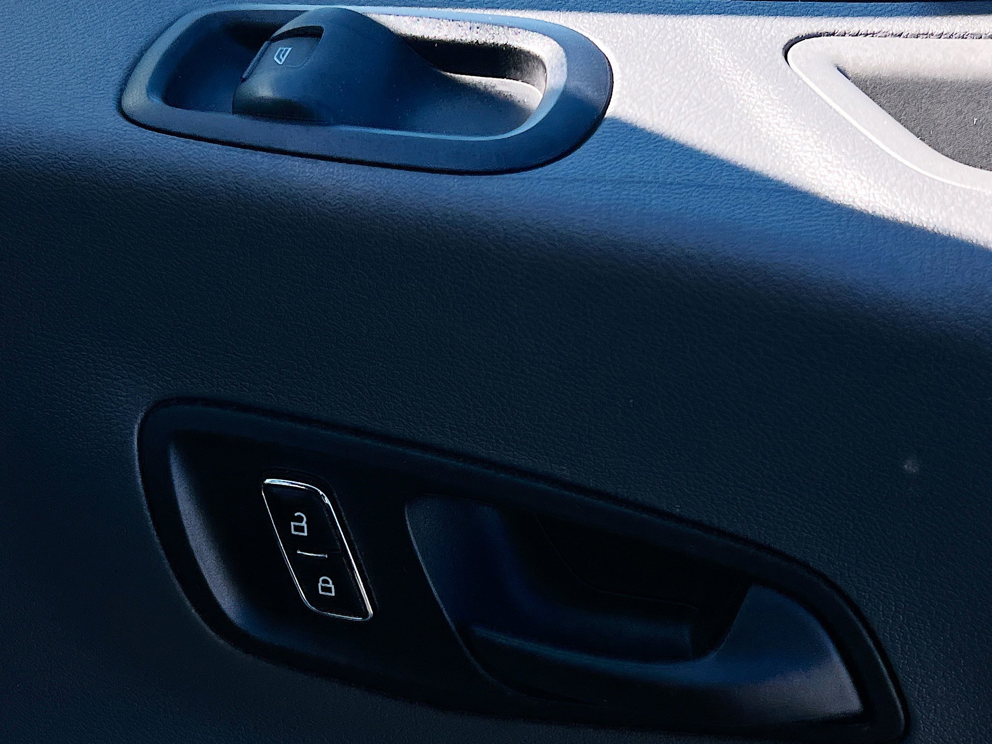 Used 2023 Ford Transit 250 148 High Roof Extended w/ Load Area Protection Package image 32