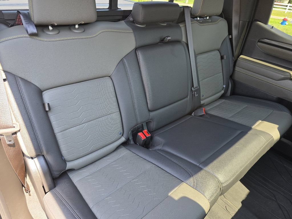 Used 2024 Chevrolet Silverado 1500 ZR2 w/ Technology Package AWD/4WD image 29