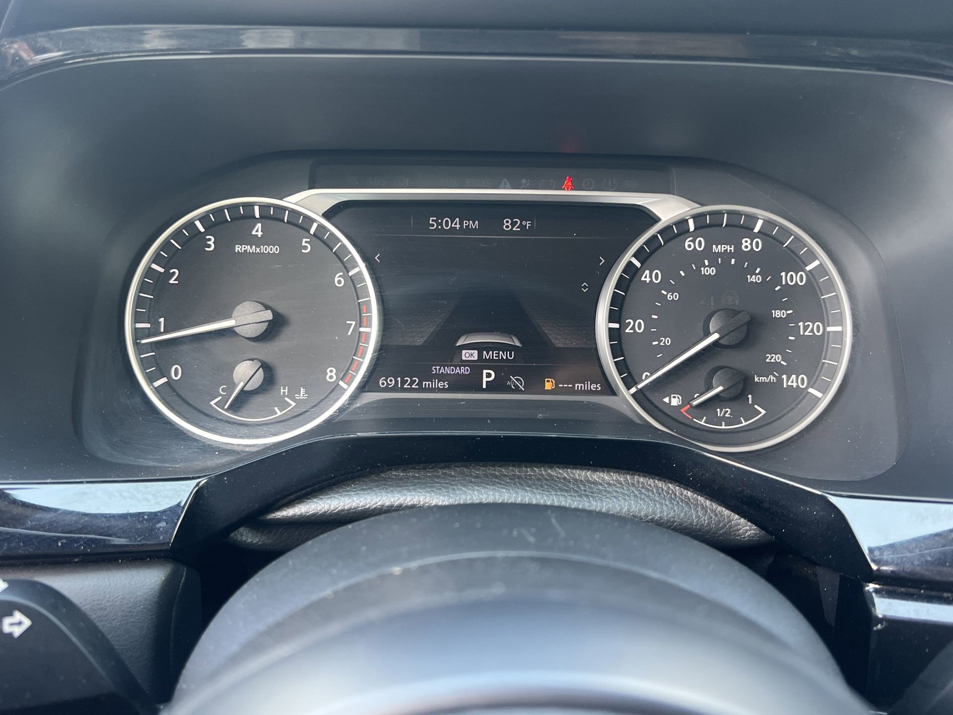 Used 2024 Nissan Pathfinder SV FWD image 10