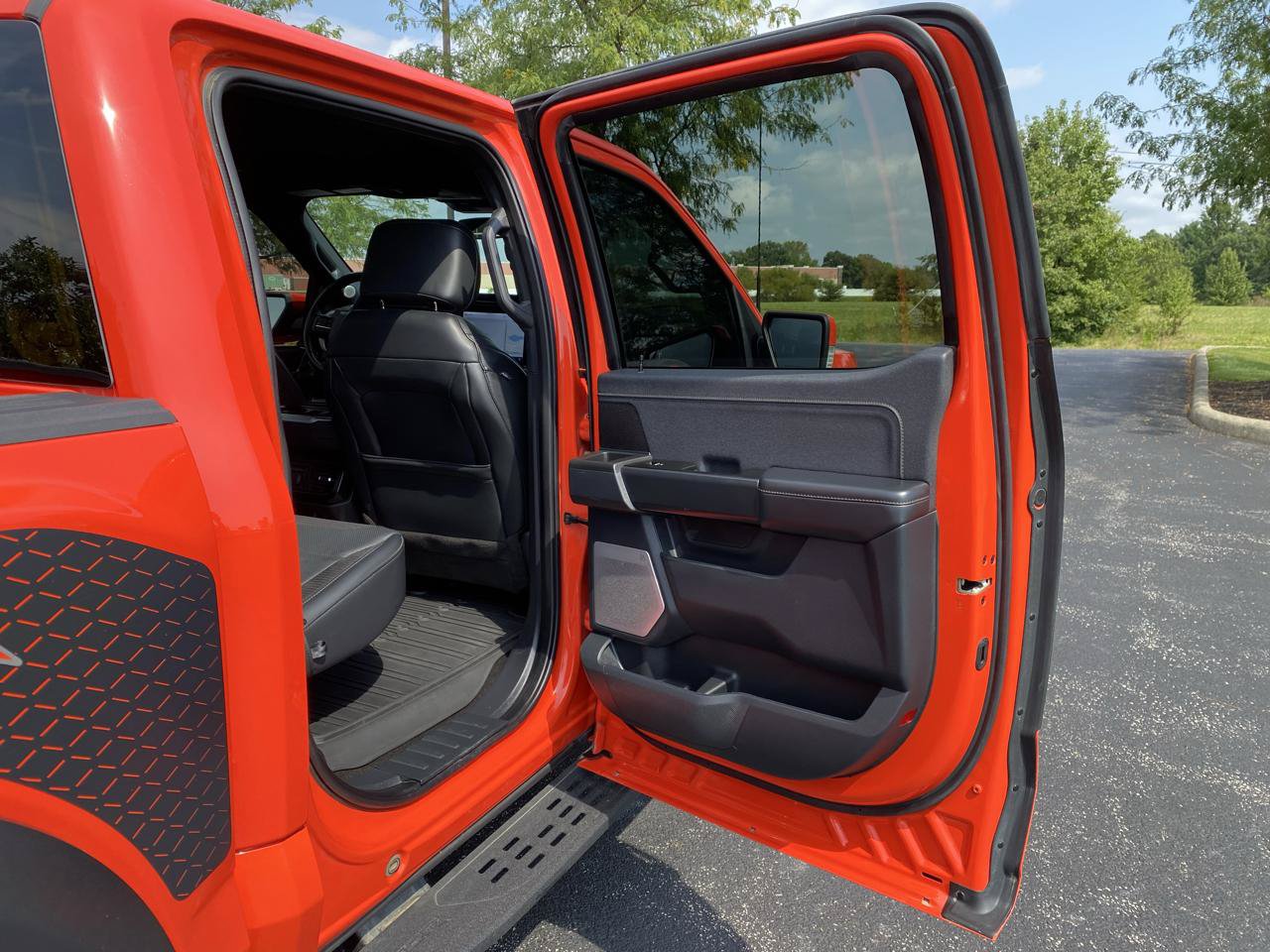 Used 2023 Ford F150 Raptor AWD/4WD image 17