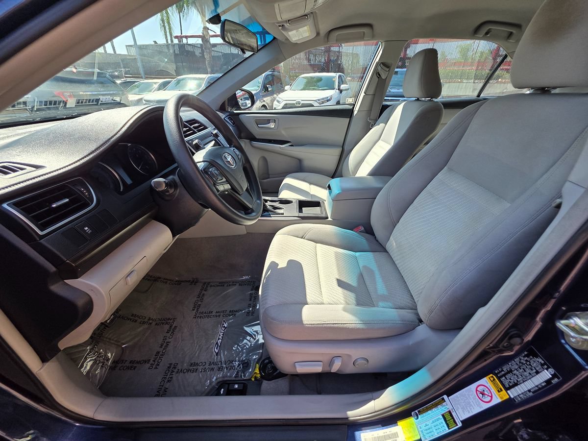 Used 2016 Toyota Camry LE FWD image 18
