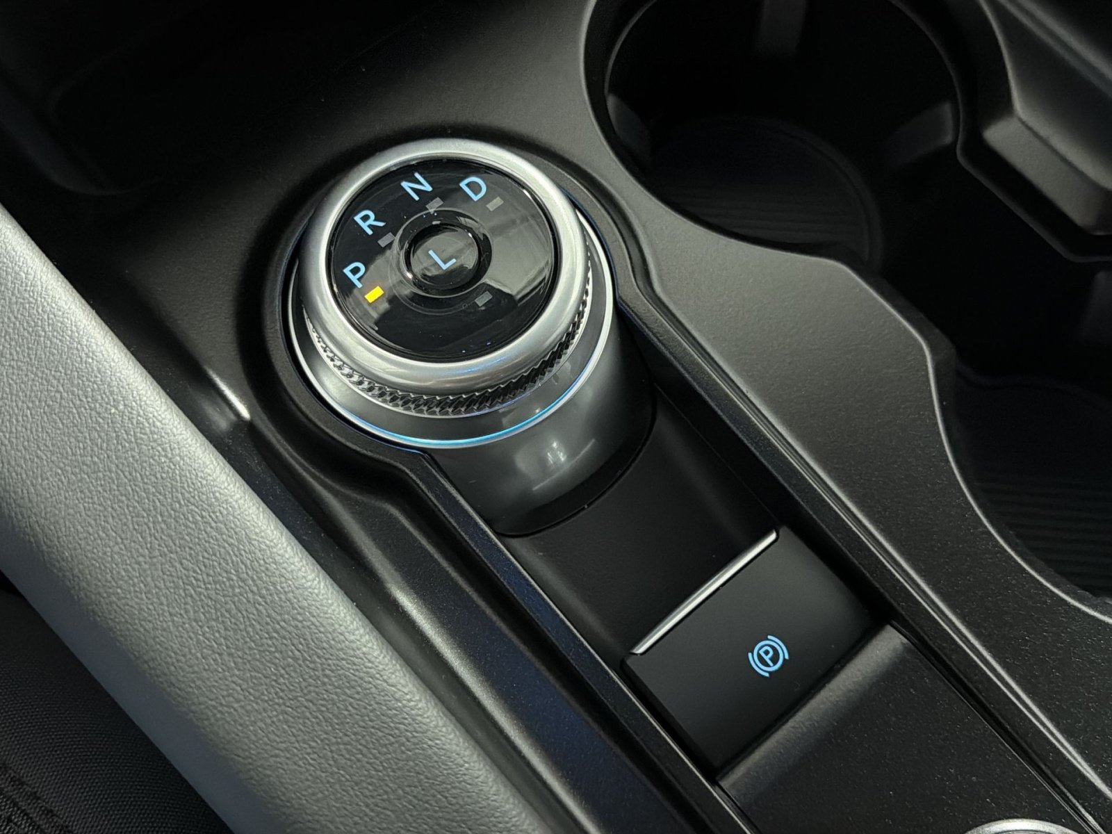 New 2026 Ford Explorer Active AWD/4WD image 23