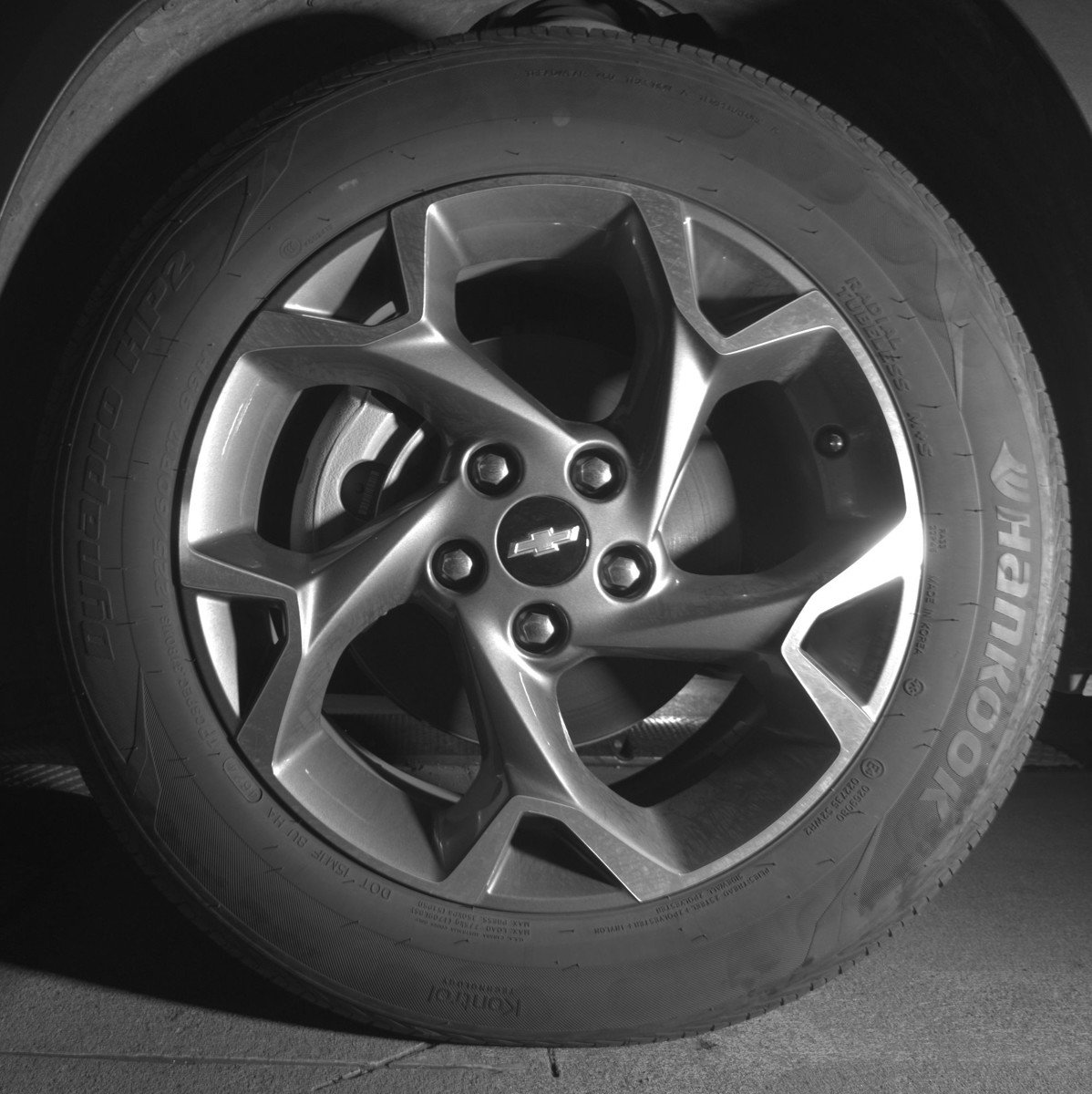 Used 2025 Chevrolet Trax LT FWD image 12
