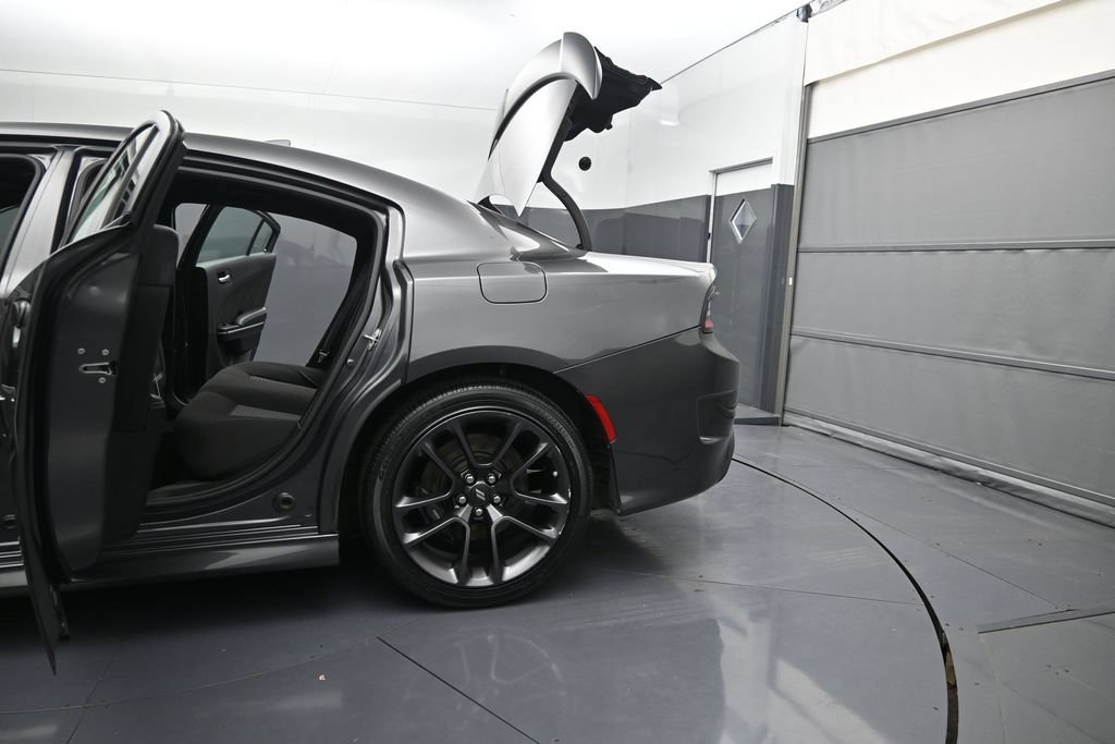 Used 2022 Dodge Charger Scat Pack RWD image 12