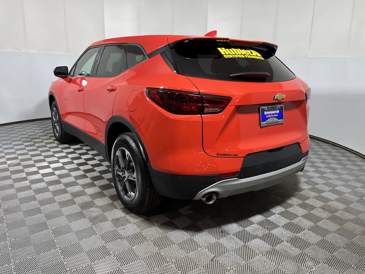 Used 2026 Chevrolet Blazer LT FWD image 6