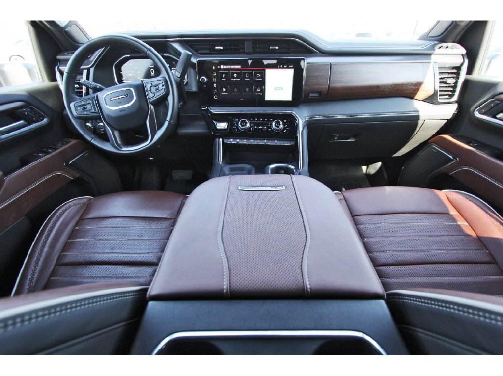Used 2025 GMC Sierra 2500 Denali Ultimate AWD/4WD image 10