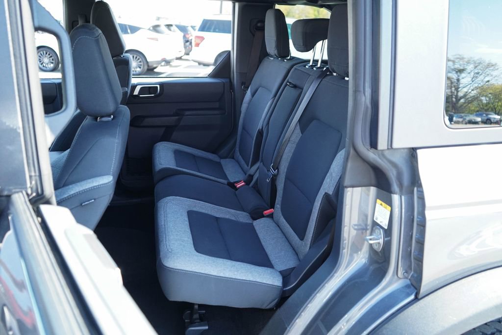 Used 2025 Ford Bronco Big Bend image 32