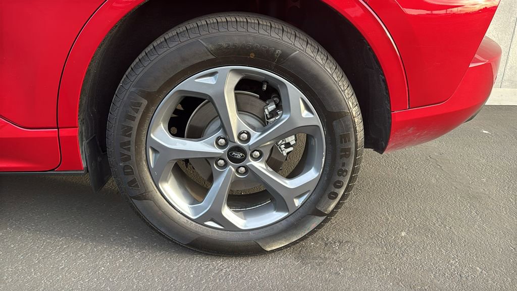 Certified 2023 Ford Escape ST-Line w/ Tech Pack #1 image 9