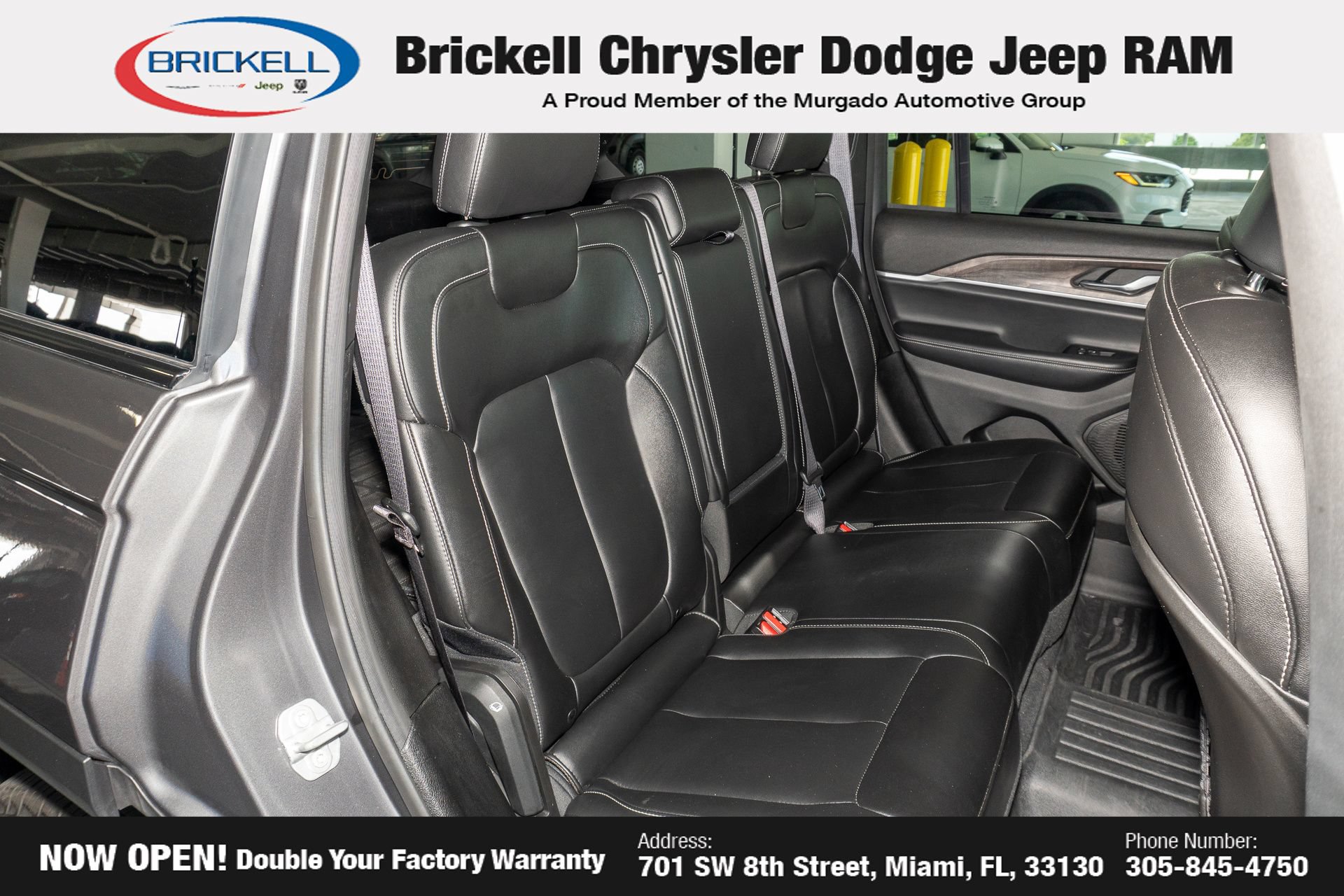 Used 2025 Jeep Grand Cherokee Limited AWD/4WD image 19