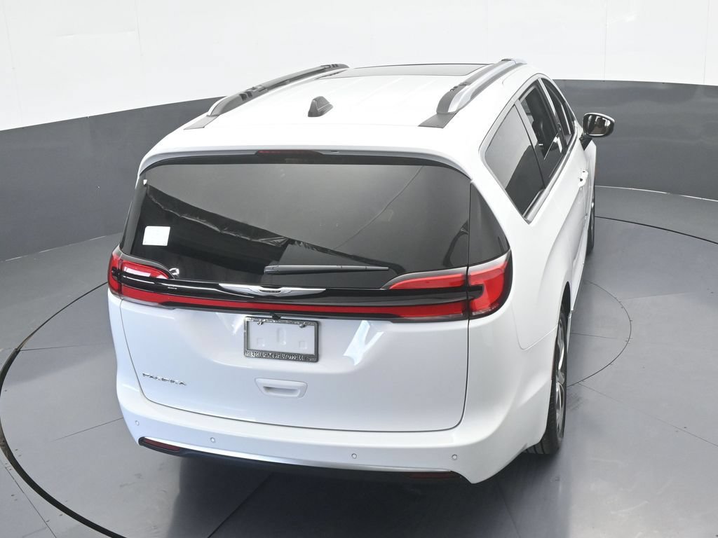 New 2026 Chrysler Pacifica Pinnacle FWD image 50