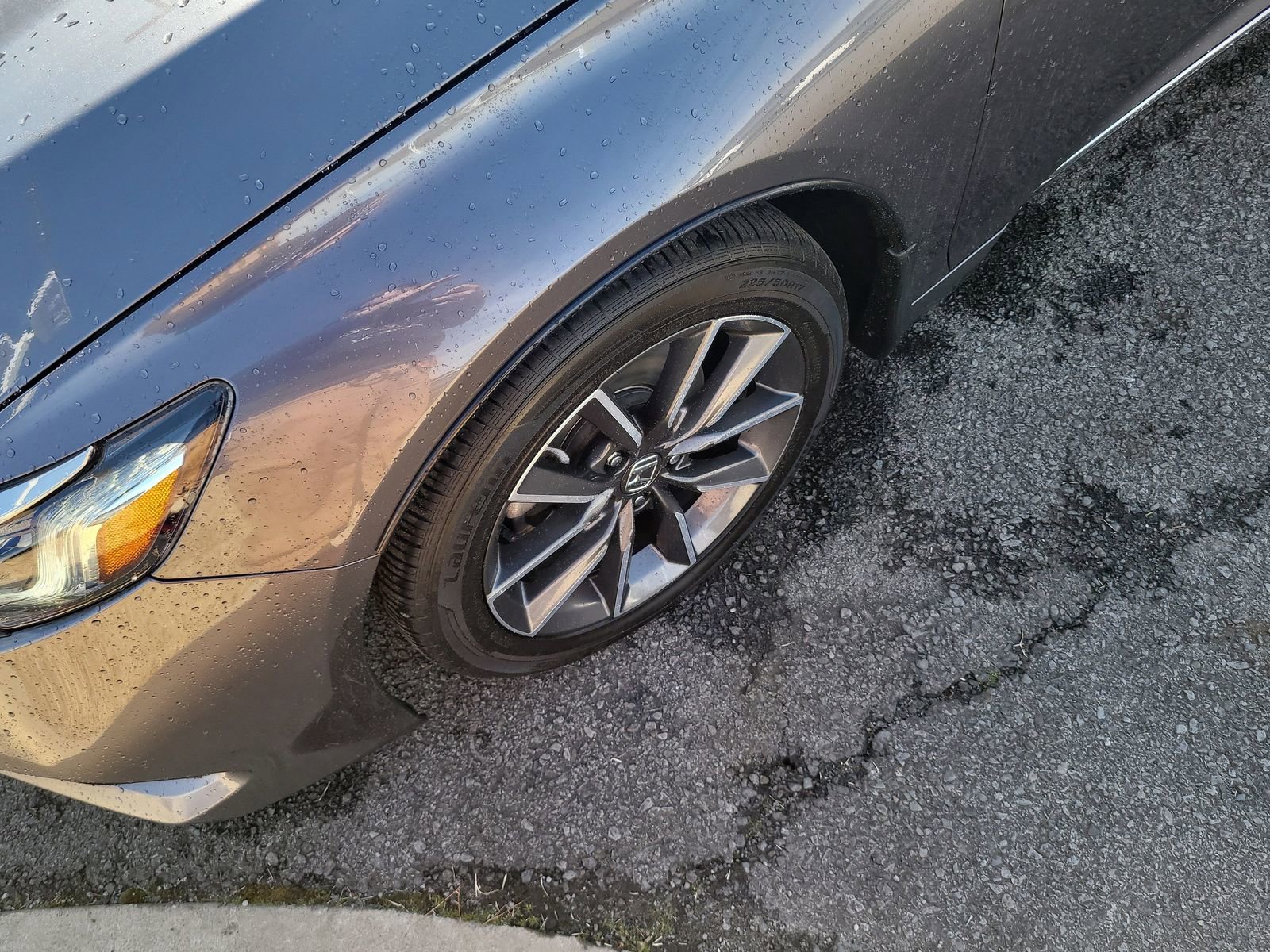 Used 2021 Honda Accord EX-L image 9