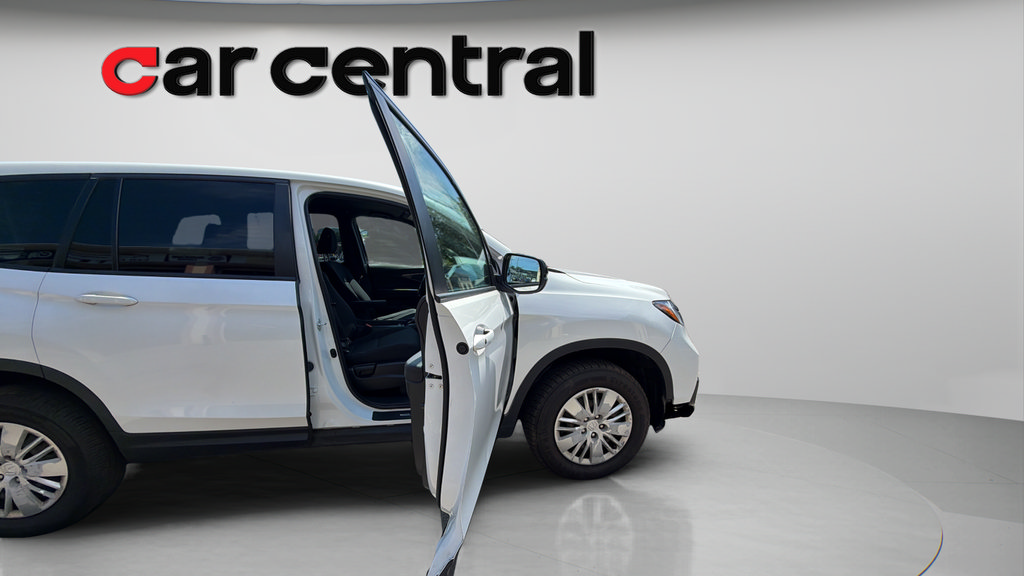 Used 2021 Honda Passport Sport image 9